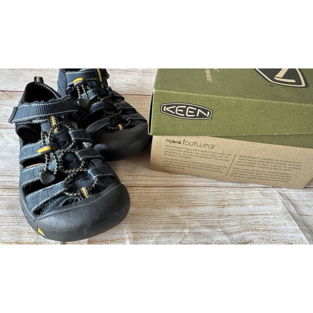 Keen Newport Sandals Shoes Unisex Boys Kids Youth Size 4 Blue Waterproof